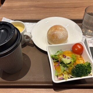 デリカフェ・キッチン オオサカ ミドウ_1