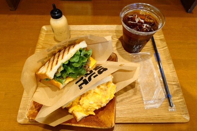 ホットサンド専門店 'OHANABATAKE 大阪福島店 （オハナバタケ） - 福島