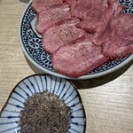 焼肉・ホルモン 踊ル - 