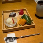 ATAMI せかいえ - 