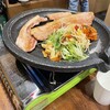 韓国料理とサムギョプサル 豚まる