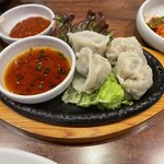 韓国料理とサムギョプサル 豚まる - 