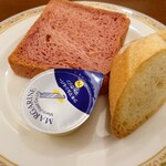ラウンジ ボアザン - パン