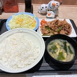 松屋（松のや併設） - 料理写真:プルコギ定食　890円(税込)
