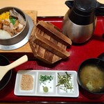 ふく亭 - 鳥釜めし　1,680円