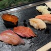 札幌魚河岸 五十七番寿し - 職人おまかせ5貫 握り(本鮪中トロ、寒ぶり、白つぶ、ずわいがに、いくら)