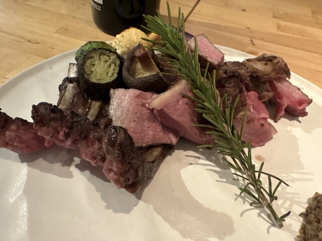 肉の溶岩グリル&横浜地野菜 H.B's nest （エイチビーズネスト）のご