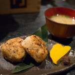 湘南鮮魚と炭焼牛たん かっこ - 十八穀入り 焼きおにぎり