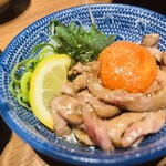 炉端とホルモンと串焼きとおでん とっとっと 梅田お初天神店 - 