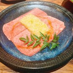 博多焼肉 牛乃 - 薄切りねぎ塩タン