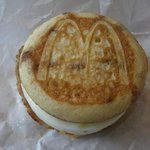 マクドナルド - マックグリドル ソーセージ&エッグ・チーズ