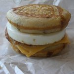 マクドナルド - マックグリドル ソーセージ&エッグ・チーズ
