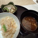 個室会席 北大路 - ふぐと京揚げの炊き込みご飯
