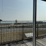 食堂はまかぜ - テーブル席から見えるリバービュー