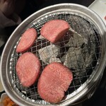 ホルモン しばうら 武蔵小山店 - 