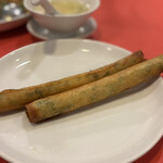 渝園 - えび春巻き