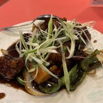 渝園 - 黒酢酢豚