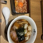 らぁ麺すぎ本 丸の内店 - 