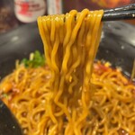担担麺や 天秤 - 麺リフト
