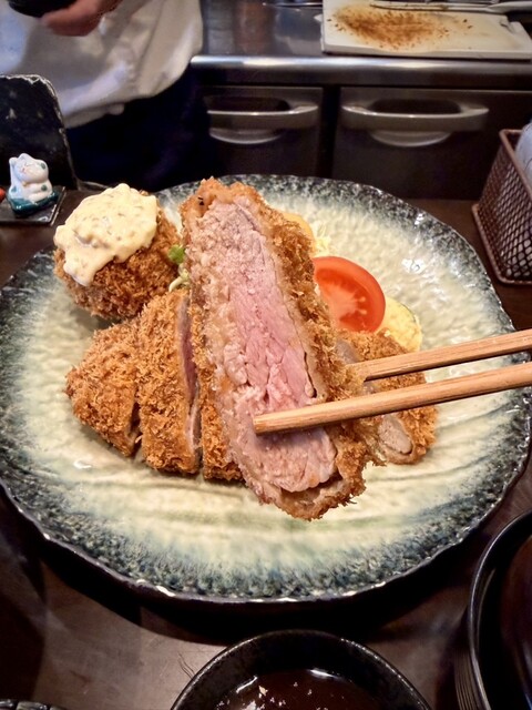 カウンター5席だけの穴場とんかつ屋さん♫』by つじてつ : とんかつ