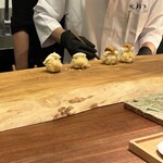 レストレ - 切り分け中