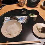 おか田 - 鰆の塩焼きと白ご飯、味噌汁