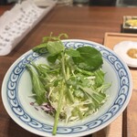 レストレ - サラダ：王林のドレッシング風ソースで