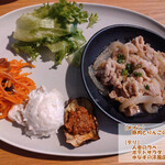 カフェ＆ミール ムジ - つながるデリプレート