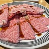 焼肉 多牛 - 料理写真:どっちがカルビでどっちがロースか分からんｗ