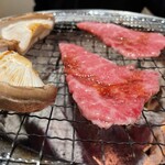 焼肉 多牛 - 