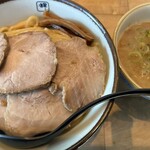 麺や輝 - 料理写真:チャーシューつけ麺大（小・並・大から選択）
1300円