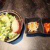 松阪牛一頭買い 大衆焼肉 松阪牛ホルモン - サラダと香物