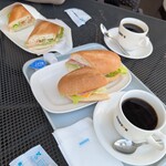 ドトールコーヒーショップ - 料理写真:Rブレンドコーヒー+ミラノサンドBエビアボガドサーモン 870円、Rブレンドコーヒー+チーズ inミラノサンドA