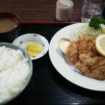 みなと食堂 - からあげ定食(骨なし)