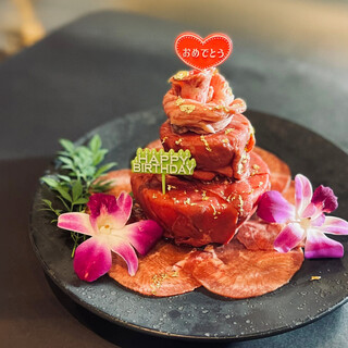 特別な日に...【￥5,000相当】肉ケーキプレゼント♪