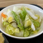 とんかつや さとう - 漬物：フレッシュ感で口直しに良し