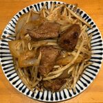 国民酒場 じぃえんとるまん - レバースタミナ焼き500円