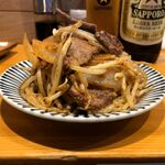 国民酒場 じぃえんとるまん - レバースタミナ焼き500円