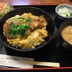 Tonkatsu Maruichi - ランチのカツ丼の全貌