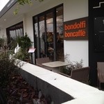 bondolfi boncaffē 代官山 - この日は寒かったけれど、夏とかテラス沿いの席は気持ちよさそうで楽しみ。