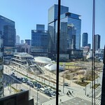 ミュゼウメキタ ワインバー&グリル - 窓際の景色