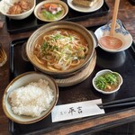 葱や平吉 - ・煮込みうどん(みそ、半ライス付き)
・葱味噌