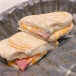 レイルウェイクラブ - 厚切りベーコン＆チーズのパニーニ