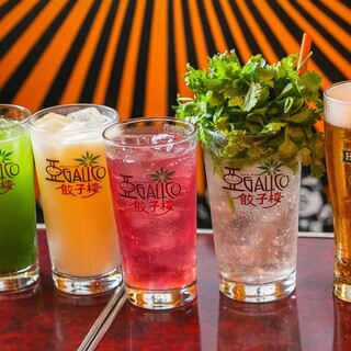 【圧倒的なドリンク数】餃子と酒の無限ループ