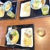 丸亀製麺 - 自分は明太釜玉うどん、ツレたちはとろ玉うどん。