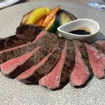 MEAT BAR GIRASOL - 黒毛和牛ウチモモ肉