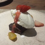 A TUTTA - ガトーショコラ、塩バニラアイス，きらぴか、金柑