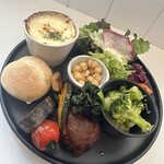 ペコリーノ・カフェ - 本日のプレートランチ