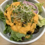 カフェ ドゥ ラペ - にんじんドレッシングのサラダ