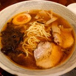 菜華楼 - 醤油ラーメン